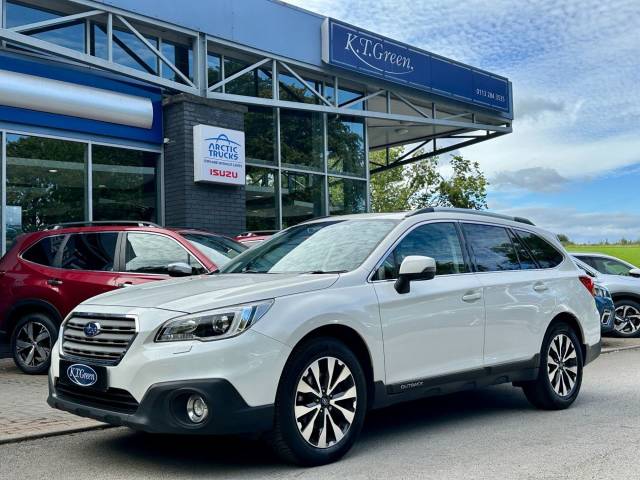 Subaru Outback 2.5i SE Premium Estate 5dr Petrol Lineartronic 4WD Euro 6 (s/s) (175 ps) Estate Petrol WHITE
