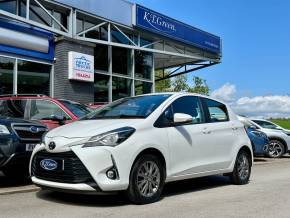 TOYOTA YARIS 2017 (17) at K T Green Ltd Leeds