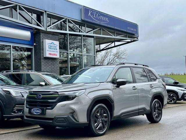 Subaru Forester 2.0 i e-Boxer Field SUV 5dr Petrol Hybrid Lineartronic 4WD Euro 6 (s/s) (136 ps) SUV Hybrid SILVER