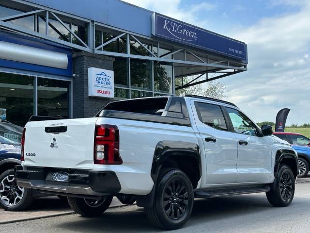 2026 Mitsubishi L200 2.4 Bi-Turbo Barbarian Pickup Double Cab 4dr Diesel Auto 4WD Euro 6 (s/s) (204 ps)