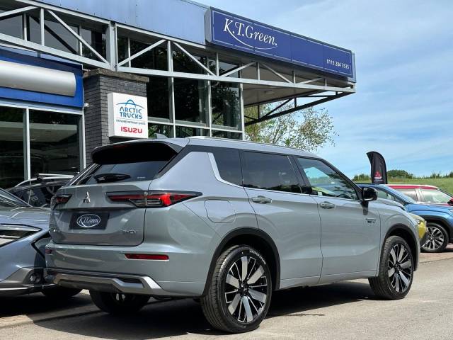 2026 Mitsubishi Outlander 2.4l DIAMOND 5dr PHEV 4WD (300ps)